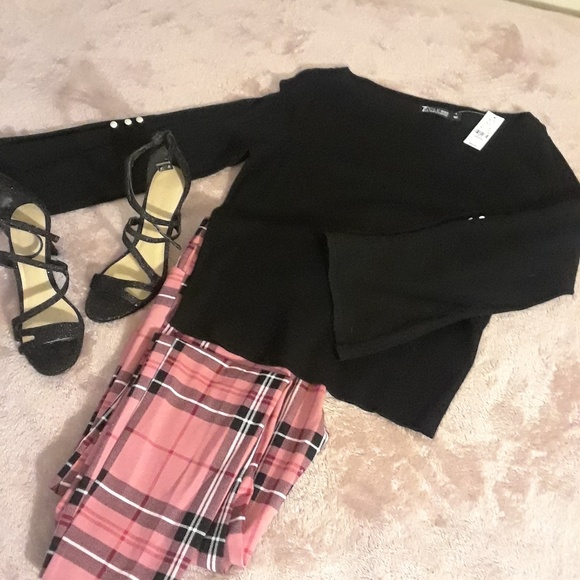 New York & Company Sweaters - Black sweatshirt with flared out sleeves.